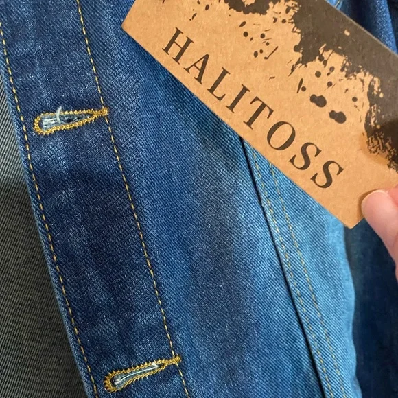 NWT Women’s Blue Denim Vest - Picture 3 of 6